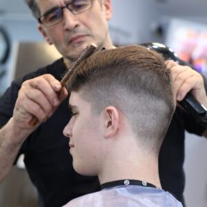Męski fryzjer - dobra oferta dla wymagających